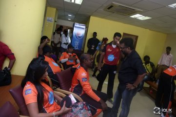 Celebs at Nadigar Sangam Lebaras Natchathira Cricket Match